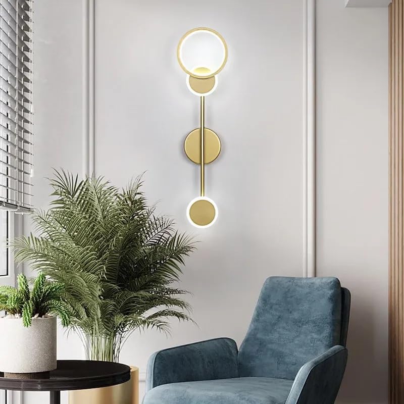 Modern Gold LED Wall Light | Geometric Design | Luxury Indoor Wall Lamp